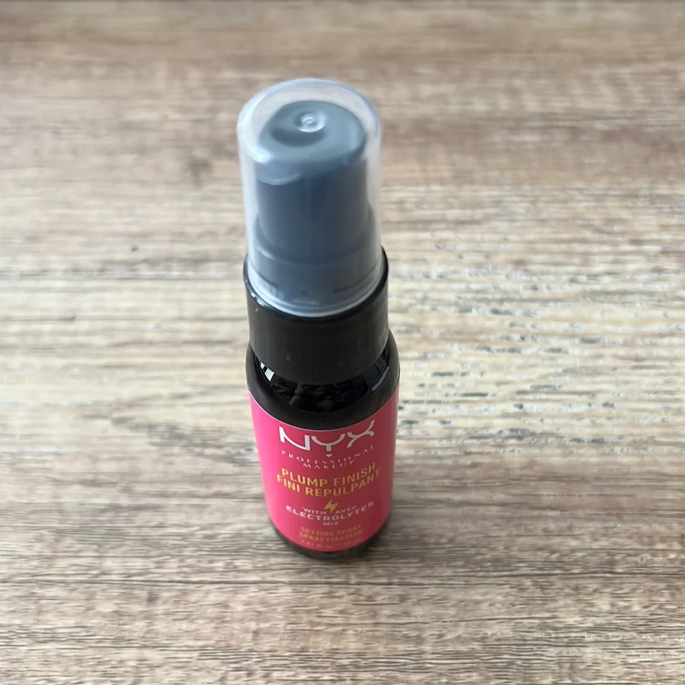❗️LAST 1❗️🩷5 For $25🩷 NYX Plump Right Back Plumping Setting Spray
